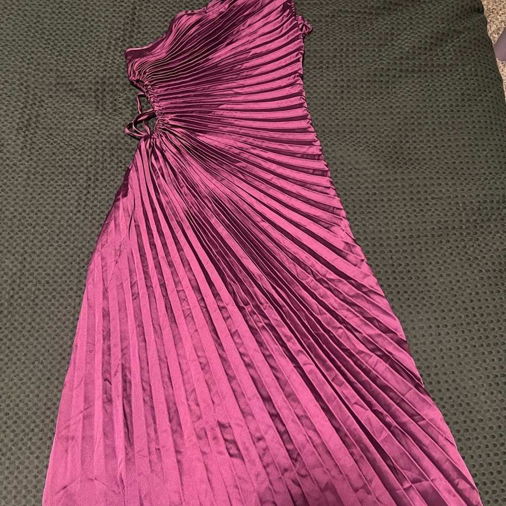 Amazon One Shoulder Magenta Dress